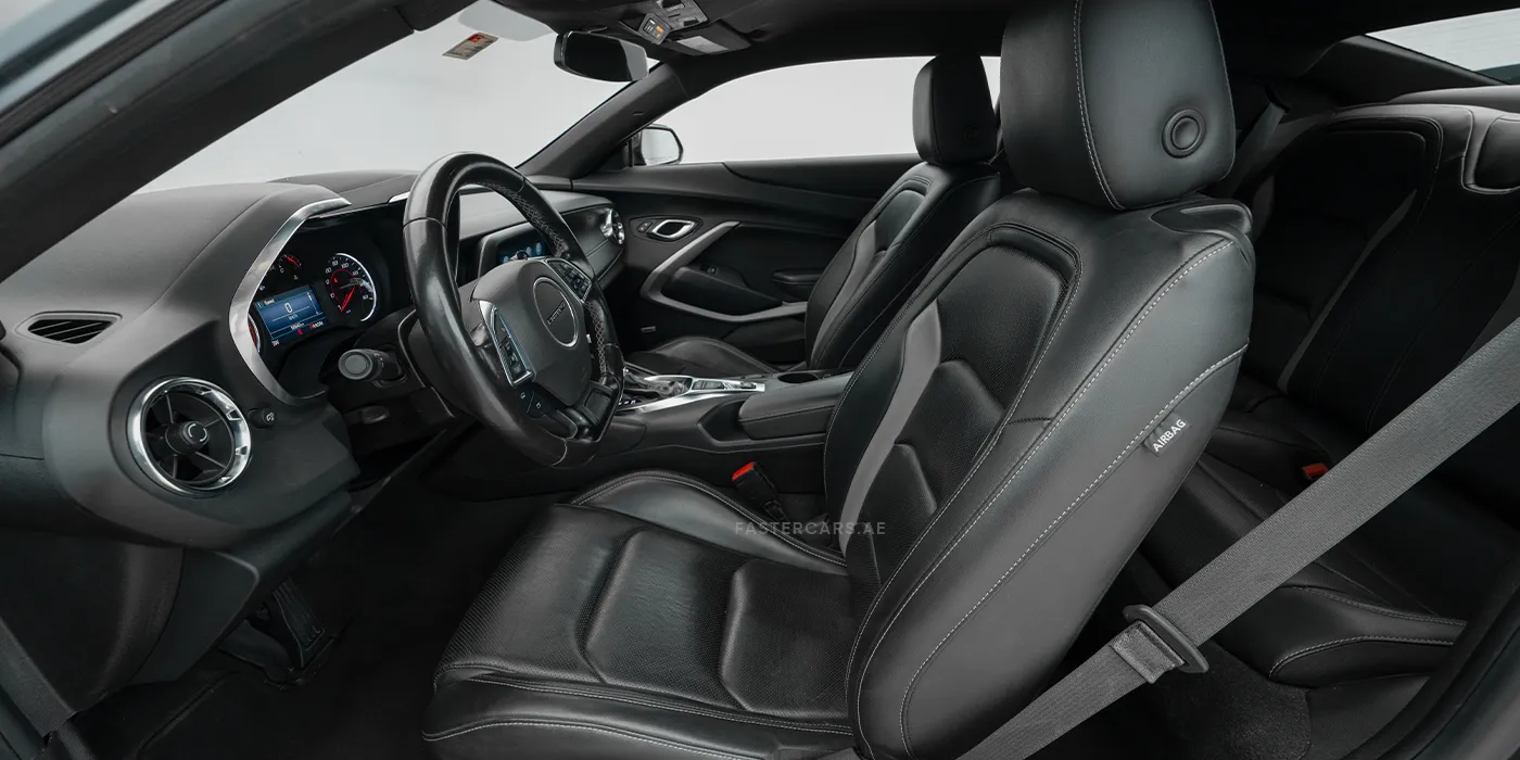 chevrolet-camaro-matte-black-inside-view